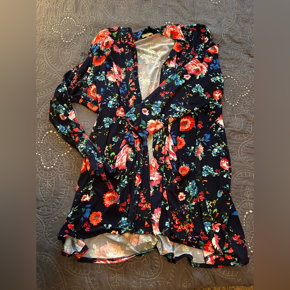 Kiyonna Floral Cardigan
